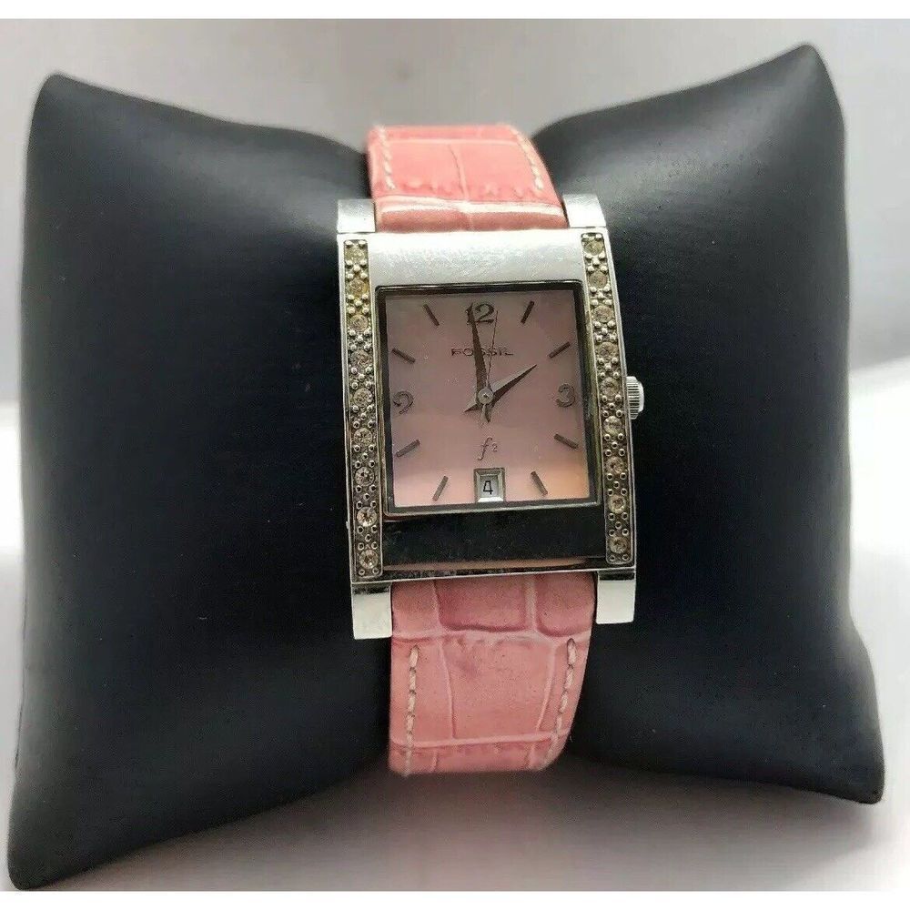 Fossil ES9901 Women's Pink Leather Analog Pink Dial Quartz Wrist Watch ZZ160